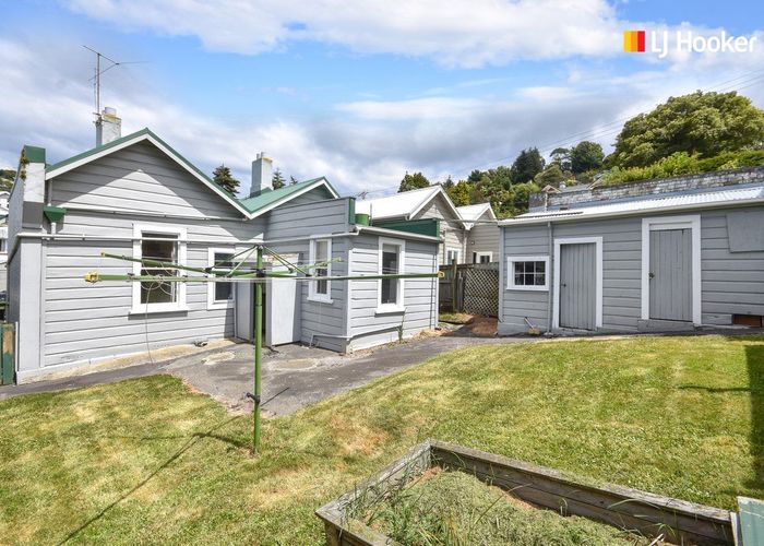 at 10 Macbeth Street, Caversham, Dunedin