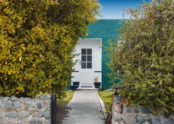 at 4 Davis Avenue, Ranfurly, Ranfurly