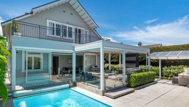 at 11 Bridge View Road, Birkenhead, Auckland
