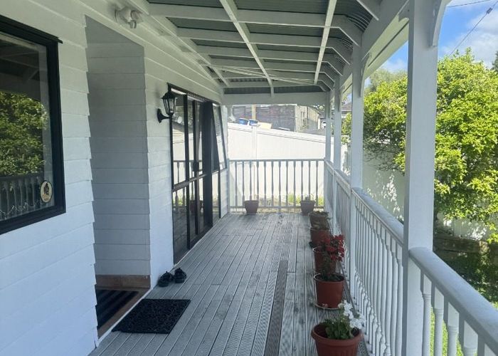  at 68 Newington Road, Henderson, Waitakere City, Auckland