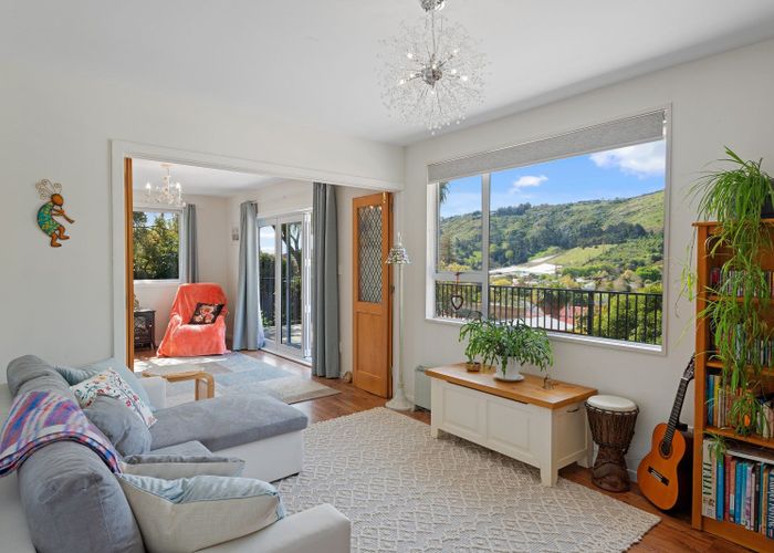  at 49 Flinders Road, Heathcote Valley, Christchurch