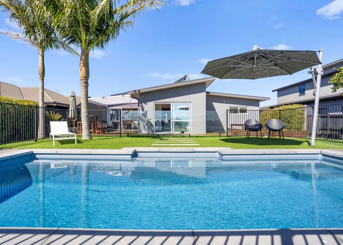  at 43 Aberdeen Crescent, Wattle Downs, Auckland