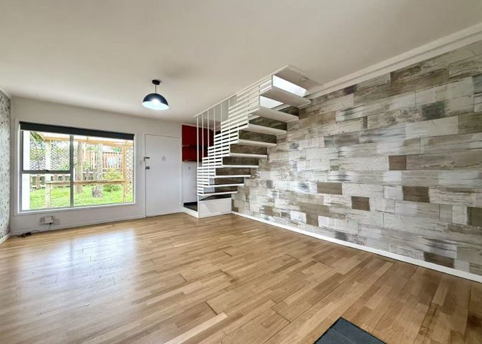  at 7/108 West Coast Road, Glen Eden, Auckland