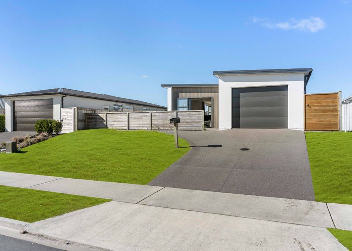  at 59 Te Hou Hou Crescent, Papamoa Beach, Papamoa