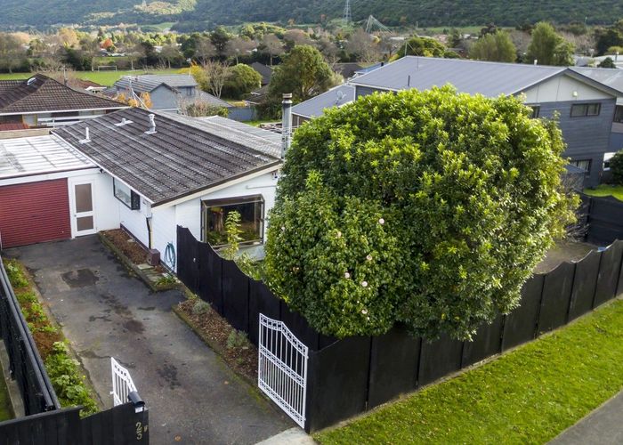  at 23B Roband Crescent, Brown Owl, Upper Hutt