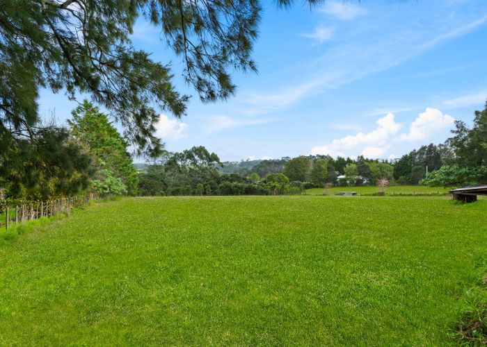  at 112 Sanders Road, Paremoremo, North Shore City, Auckland