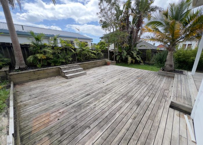  at 11 Rimu Street, New Lynn, Auckland