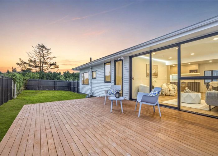  at 519A East Coast Road, Murrays Bay, North Shore City, Auckland