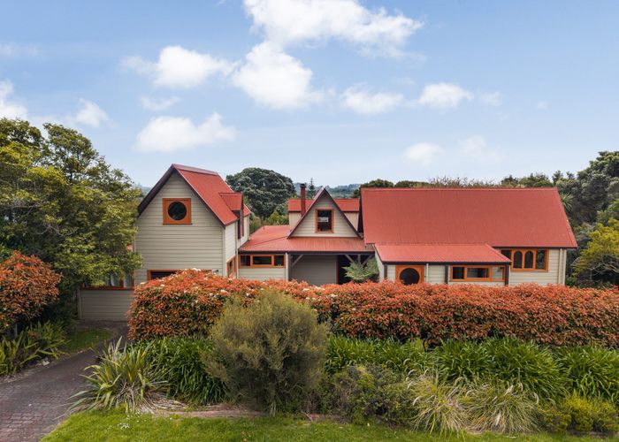  at 6 Huia Street, Waikanae