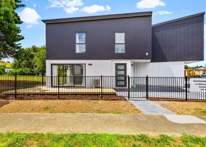  at 1/20 Blanche Way, Half Moon Bay, Manukau City, Auckland