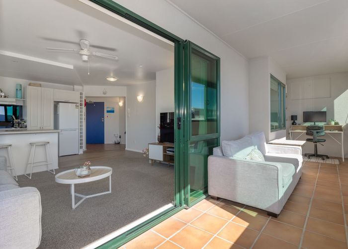  at 1e/25 MacLean Street, Paraparaumu Beach, Kapiti Coast, Wellington