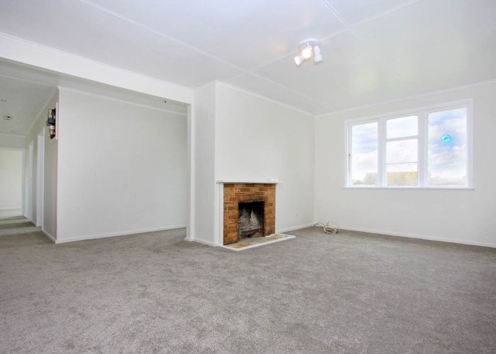 at 16 Epping Street, Glen Innes, Auckland City, Auckland