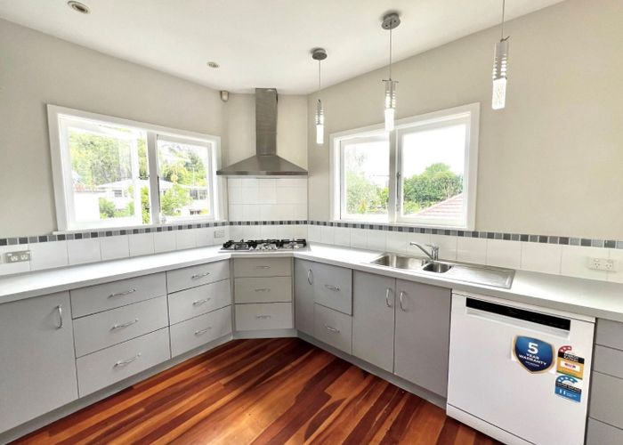 at 100 Portland Road, Remuera, Auckland