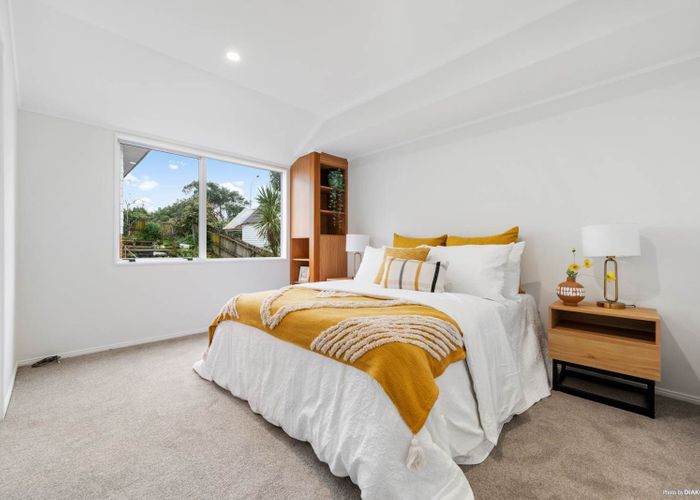  at 1/9 Delisle Place, Windsor Park, North Shore City, Auckland