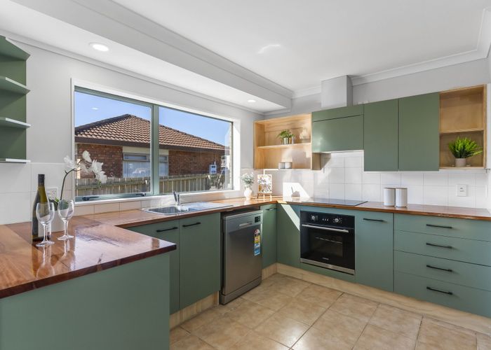 at 9B Finlayson Avenue, Clendon Park, Manukau City, Auckland
