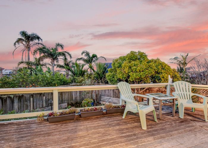  at 61 Stanmore Bay Road, Stanmore Bay, Whangaparaoa