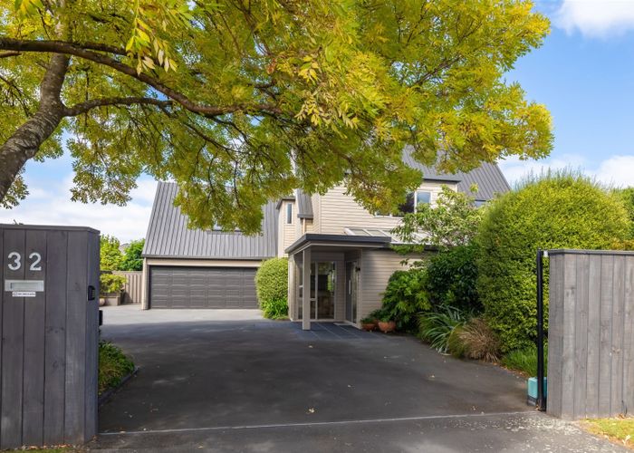  at 32 Jeffreys Road, Fendalton, Christchurch