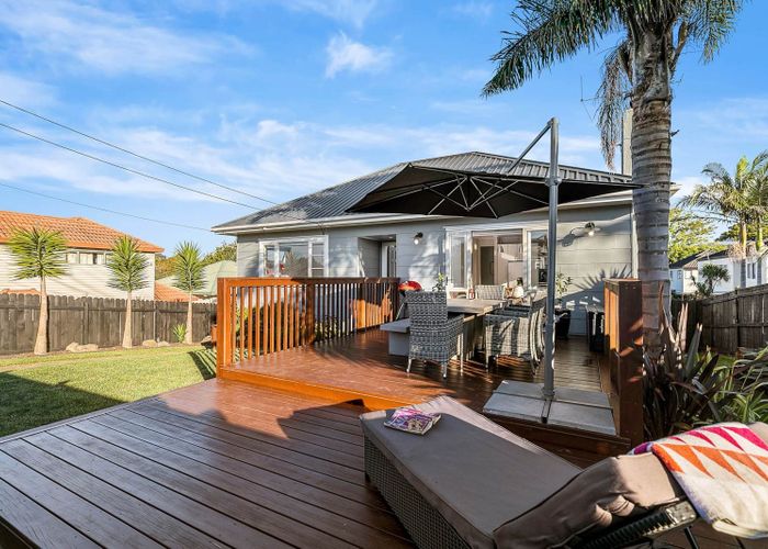  at 34 Nile Road, Milford, Auckland