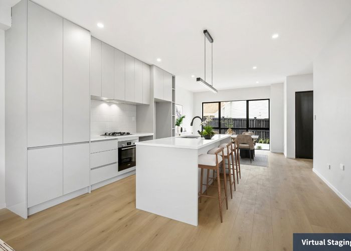  at 2/23 Mercury Lane, Windsor Park, North Shore City, Auckland