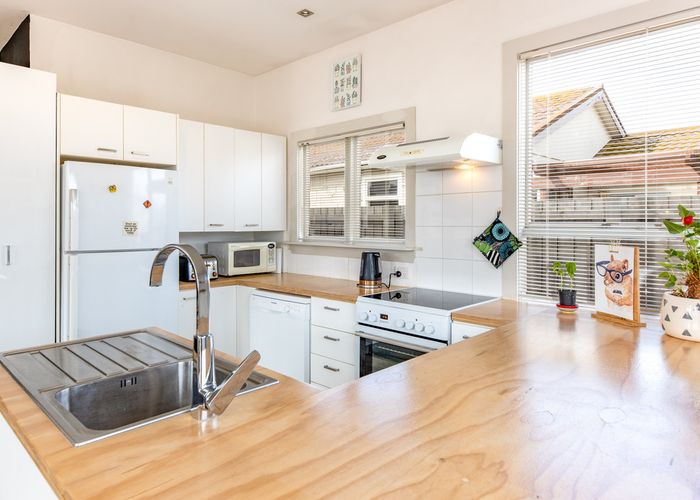  at 35 Harker Street, Spreydon, Christchurch