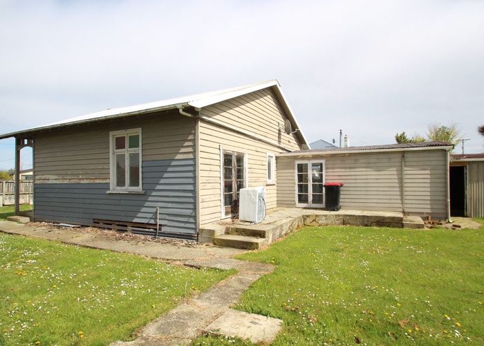  at 8 Carlyle Street, Mataura, Mataura