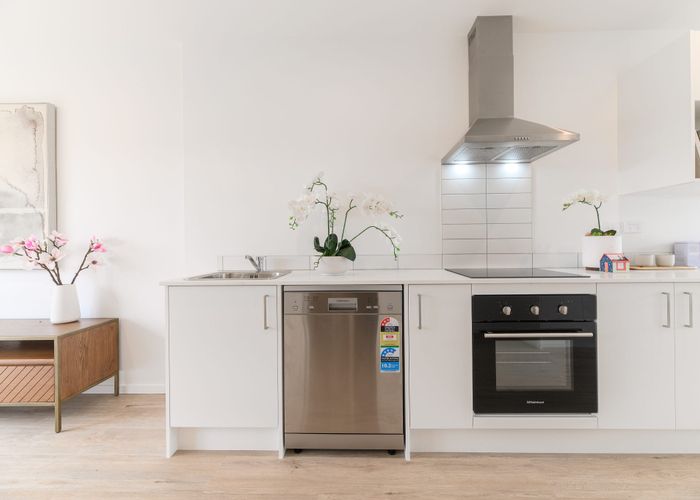  at 48/250 Great North Road, Henderson, Waitakere City, Auckland