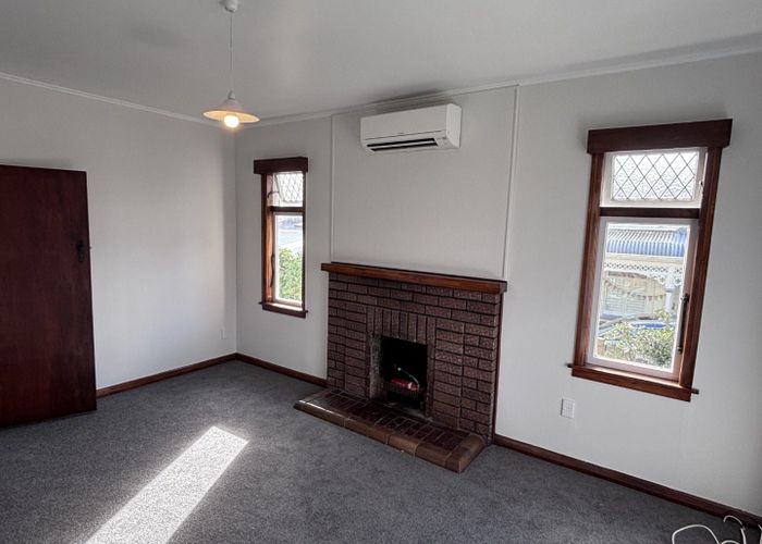  at 2/18 Eldon Road, Mount Eden, Auckland City, Auckland