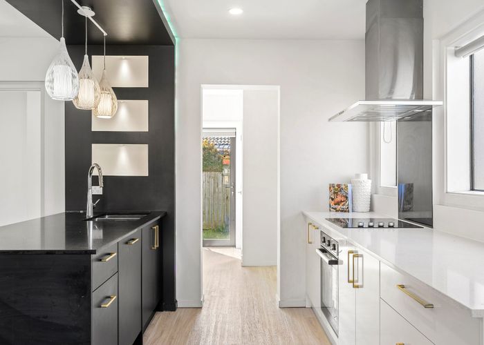  at 86 Racecourse Road, Sockburn, Christchurch City, Canterbury