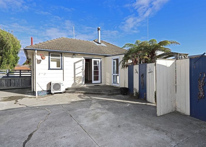 at 1211 Beatty Place, Mayfair, Hastings