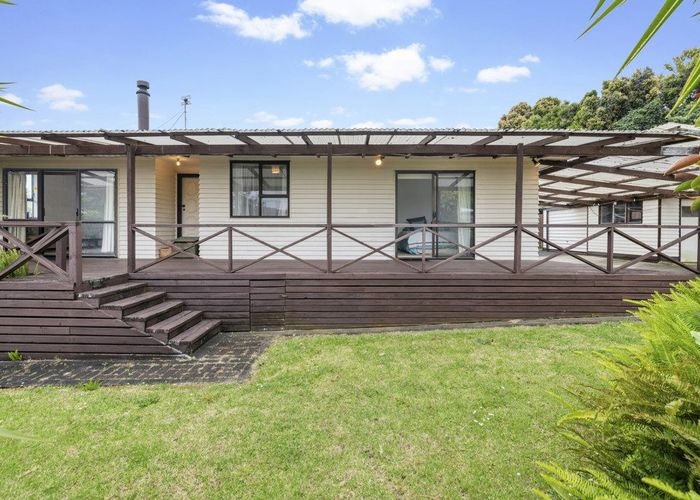 at 15 Toatoa Place, Mangere Bridge, Auckland