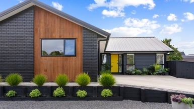  at 5E Olwyn Place, Greenhithe, Auckland