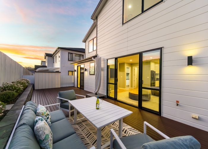  at 11 Bight Road, Long Bay, North Shore City, Auckland