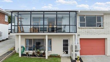  at 4239A Great North Road, Glendene, Auckland