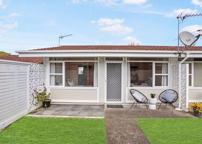  at 846F Manukau Road, Royal Oak, Auckland