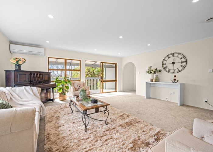  at 351 Triangle Road, Massey, Waitakere City, Auckland