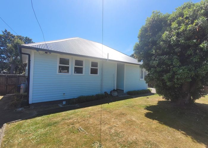  at 21 Dimock Street, Titahi Bay, Porirua