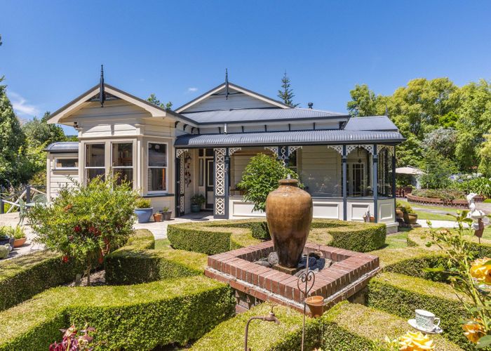  at 16 Rata Road, Raumati Beach, Paraparaumu