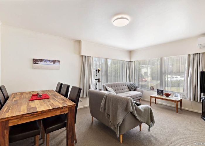  at 1/84 Archers Road, Glenfield, North Shore City, Auckland