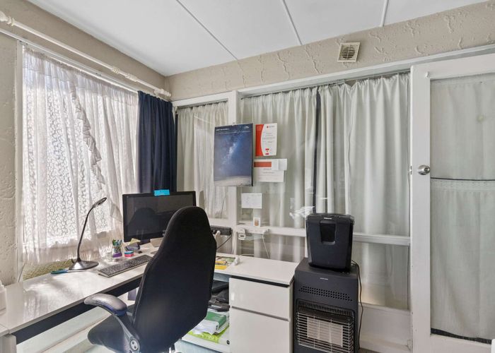  at 2/10 Waikare Street, Tāhunanui, Nelson