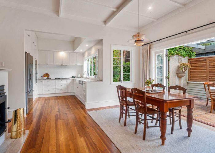  at 52 Princes Street, Northcote Point, North Shore City, Auckland