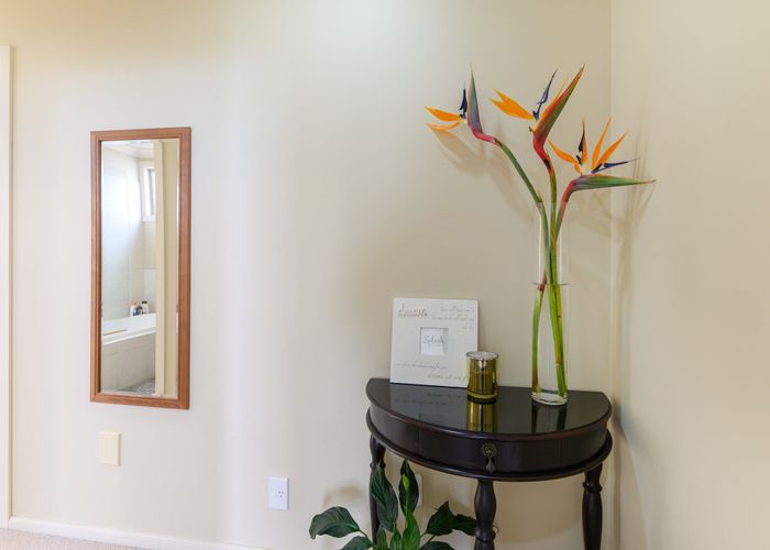  at 25 Belle Verde Drive, Sunnynook, Auckland