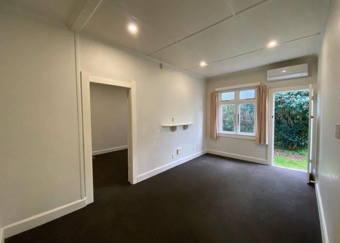  at 2/8 Gurr Place, Aramoho, Whanganui, Manawatu / Whanganui