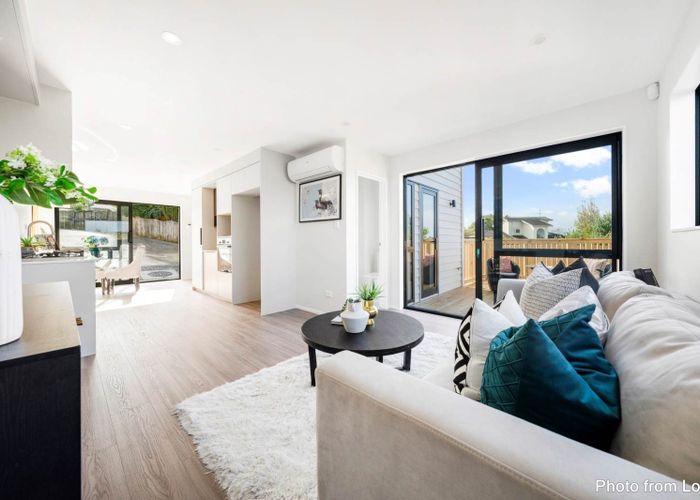  at 7/33 Buscomb Avenue, Henderson, Auckland