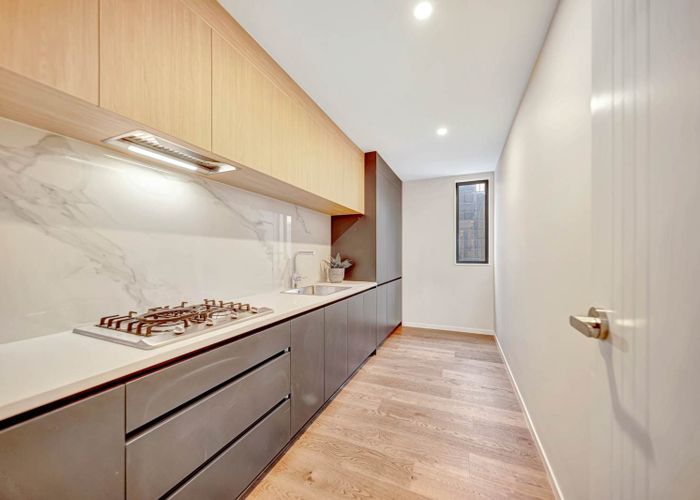  at 2 Haipara Close, Greenhithe, Auckland