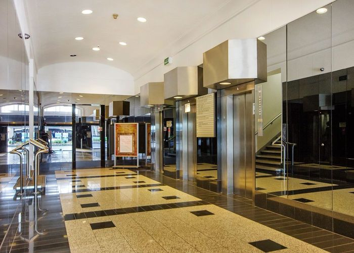  at 5 Queen Street, Northcote Point, Auckland