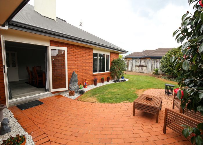  at 30 Keswick Crescent, Huntington, Hamilton