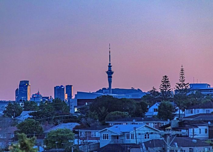  at 42 Gordon Avenue, Milford, Auckland