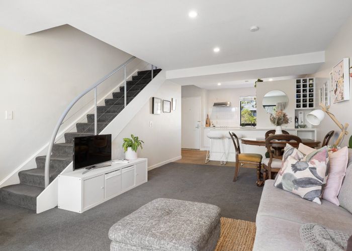  at 4/33 Winchester Street, Merivale, Christchurch