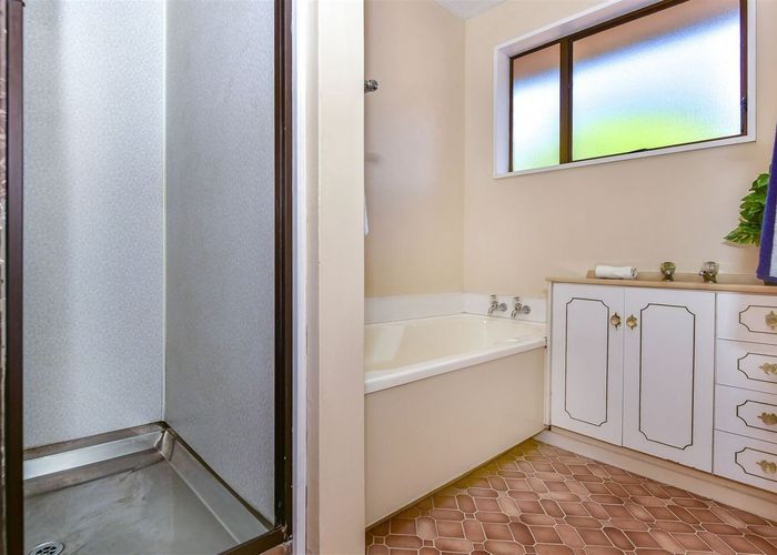  at 9A Tivoli Place, Bishopdale, Christchurch City, Canterbury