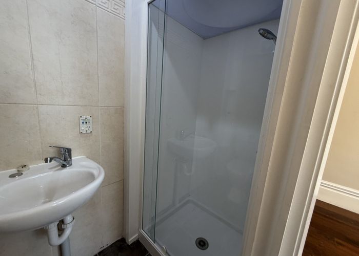  at 2/33 Vivian Street, Te Aro, Wellington, Wellington